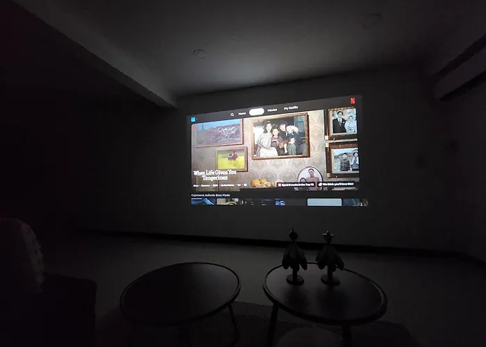度假居 200m To Mrt Private 3br For 8 曼谷