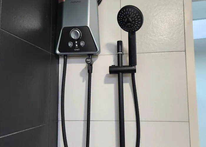 200m To Mrt Private 3br For 8 曼谷